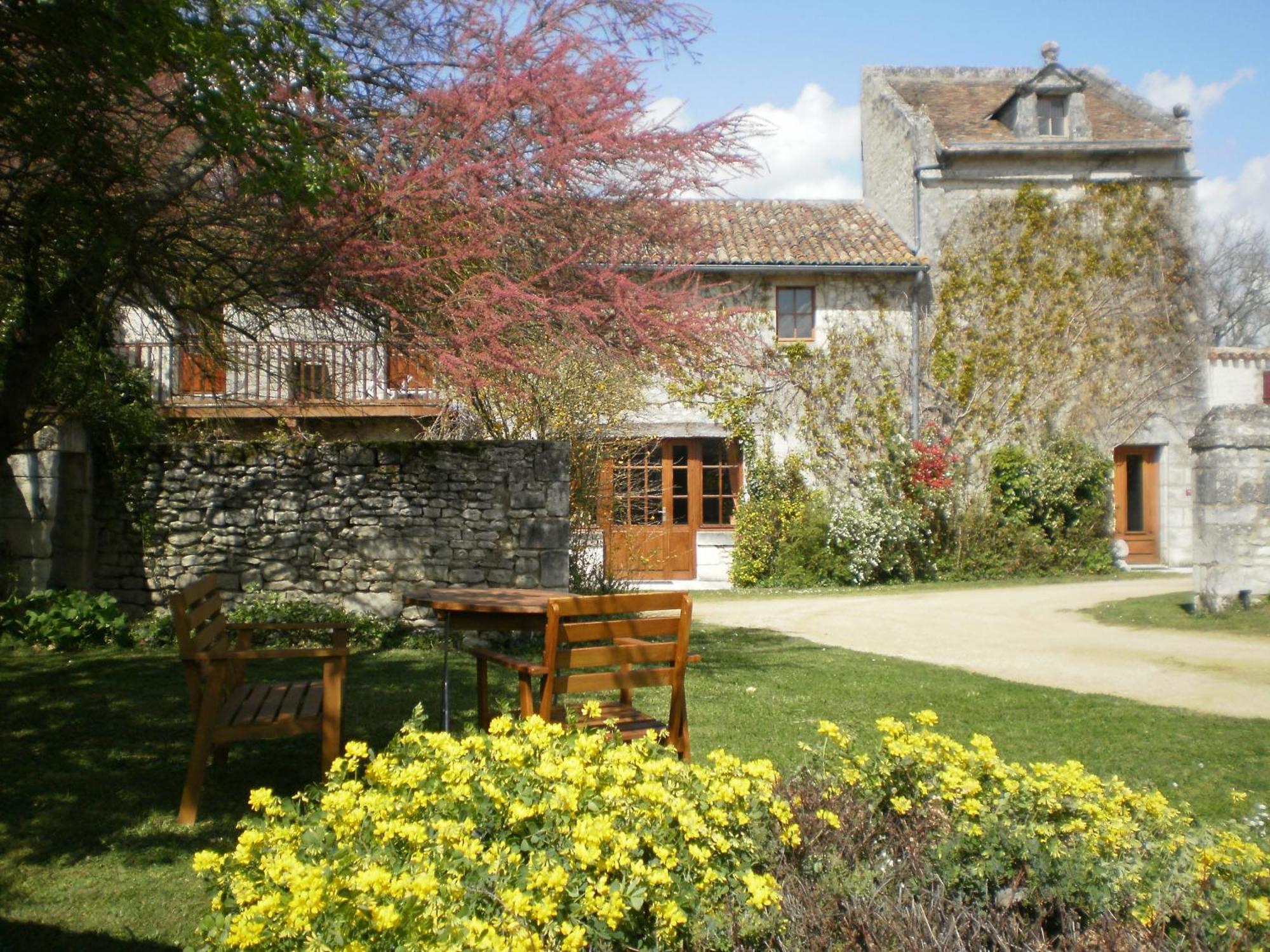 Hotel Le Pigeonnier du Perron, The Originals Relais  Availles-en-Chatellerault Exterior foto