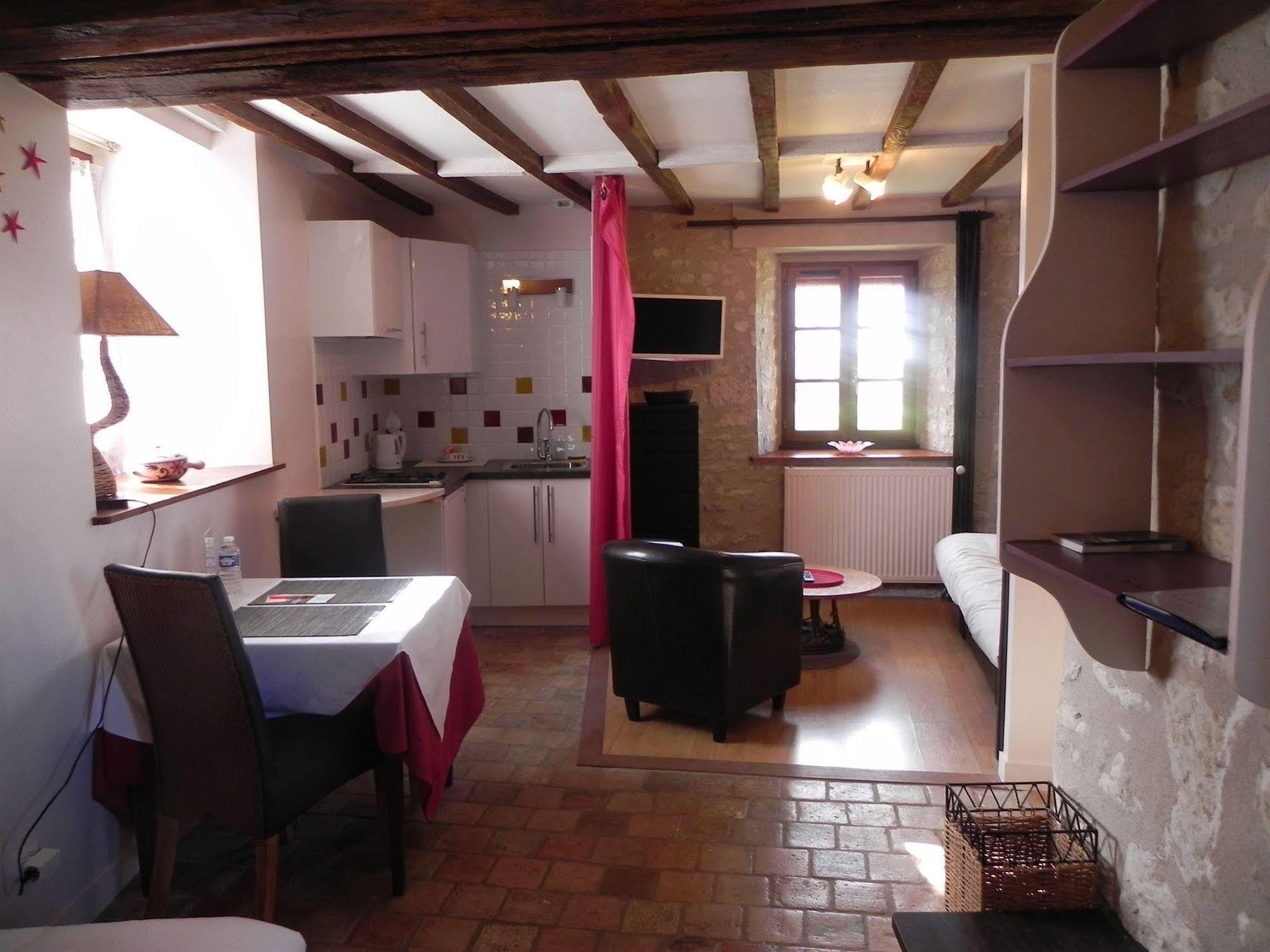 Hotel Le Pigeonnier du Perron, The Originals Relais  Availles-en-Chatellerault Exterior foto